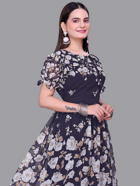 women printed short sleeve tiered dress - 22147141 -  Standard Image - 2