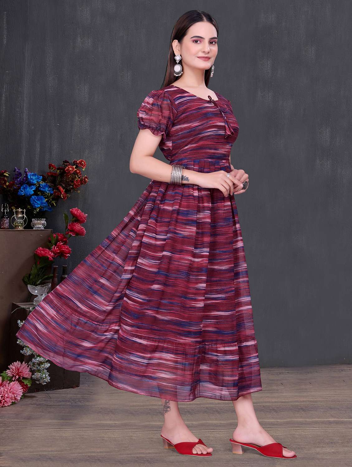 women printed short sleeve tiered dress - 22147145 -  Standard Image - 2