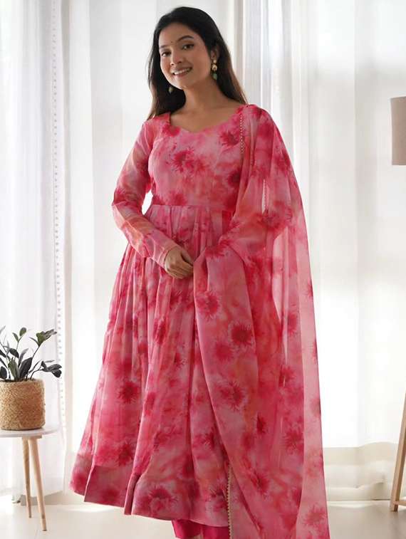 women floral printed long sleeve kurta pant with dupatta set - 22147146 -  Standard Image - 2