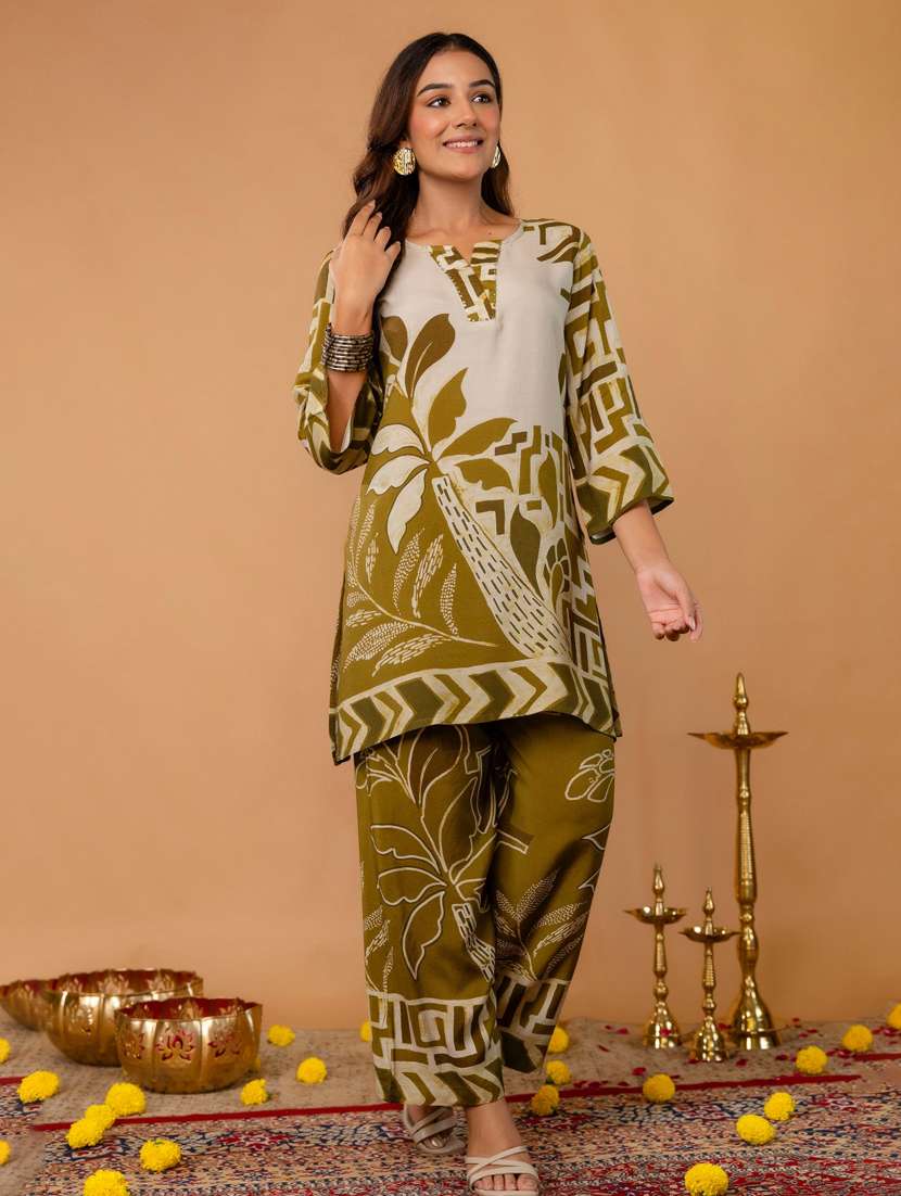 women three quarter sleeve regular fit ethnic co-ord set - 22147203 -  Standard Image - 2