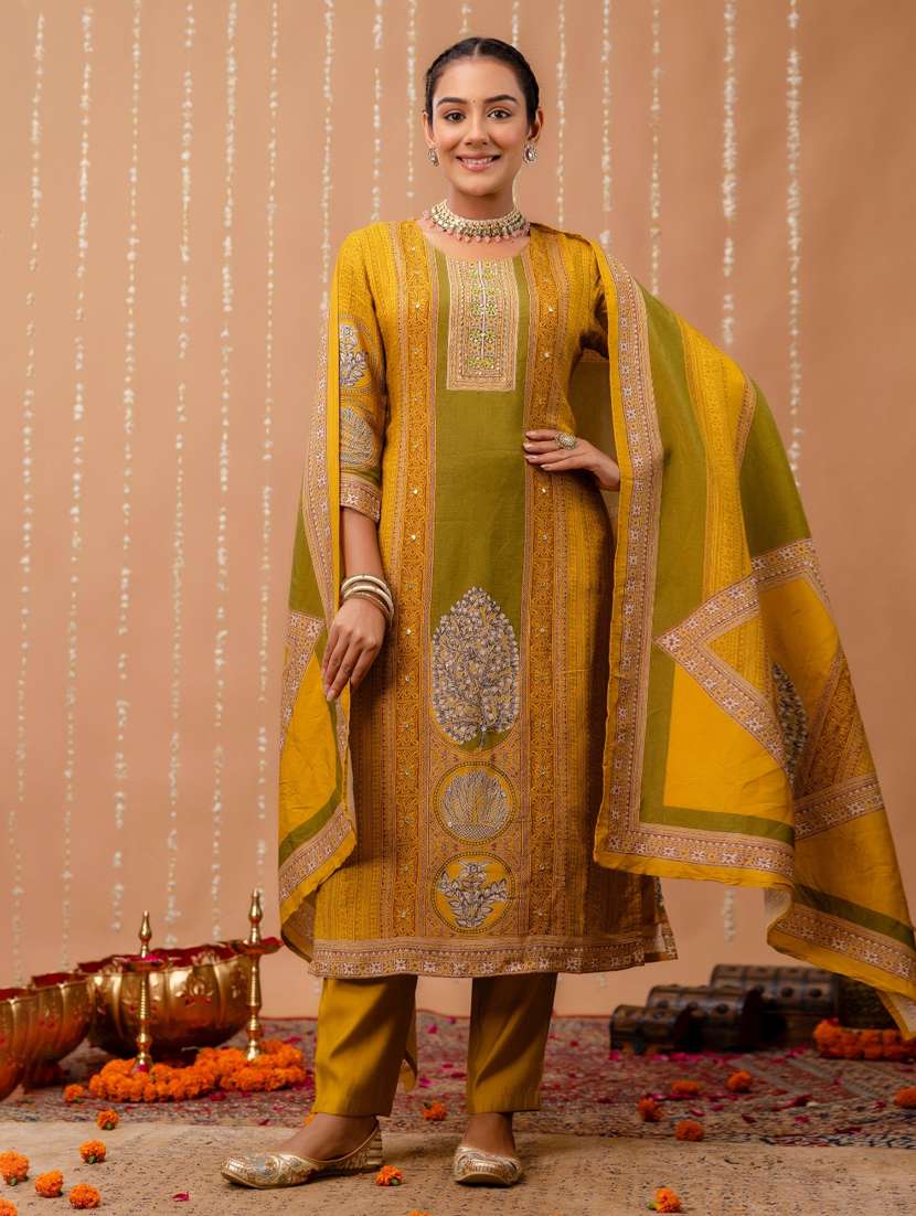 women printed three quarter sleeve kurta pant with dupatta set - 22147212 -  Standard Image - 2