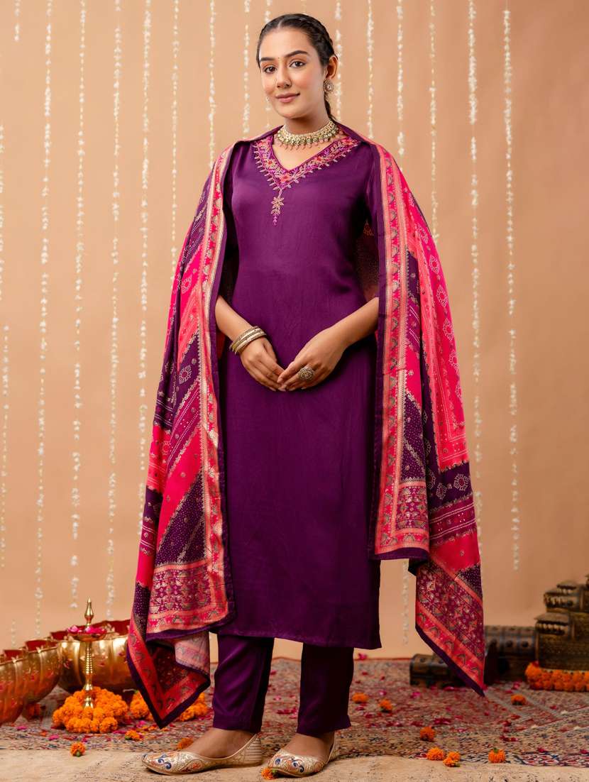 women embroidered three quarter sleeve kurta pant with dupatta set