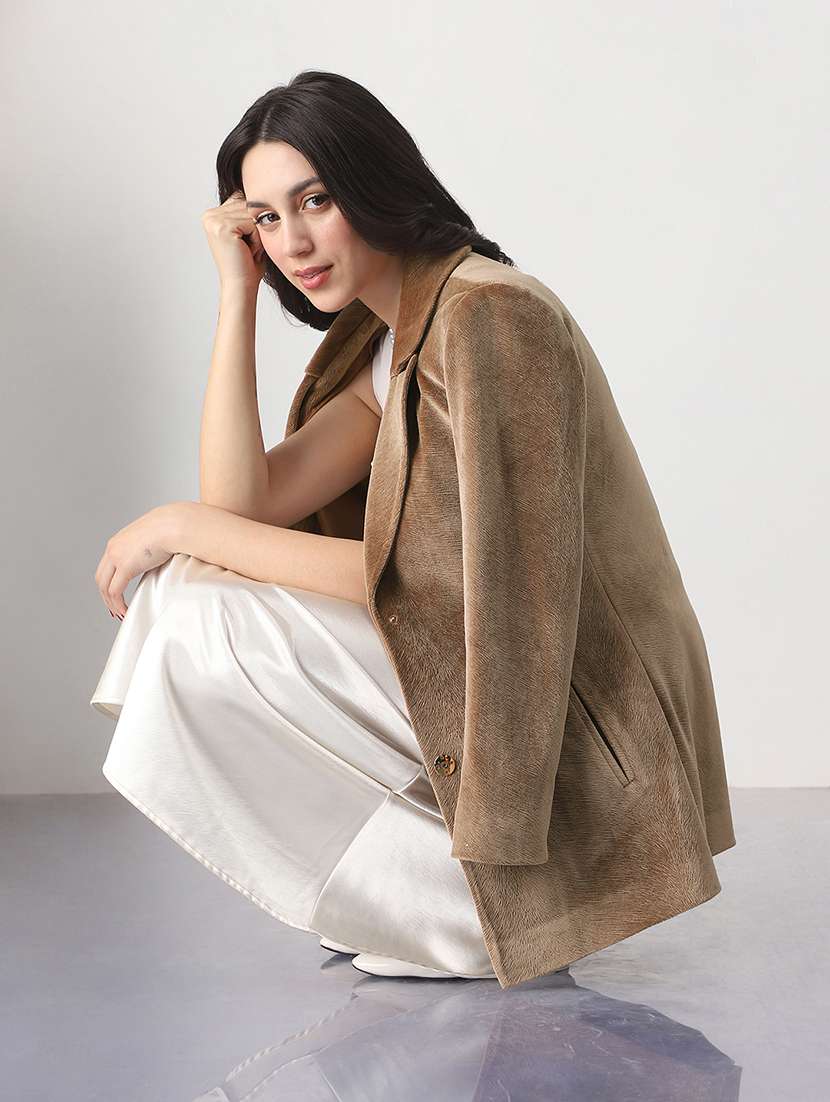 globus women beige lapel collar long sleeves self design suede 2 pockets soft functional hip length winterwear overcoat - 22147751 -  Standard Image - 2