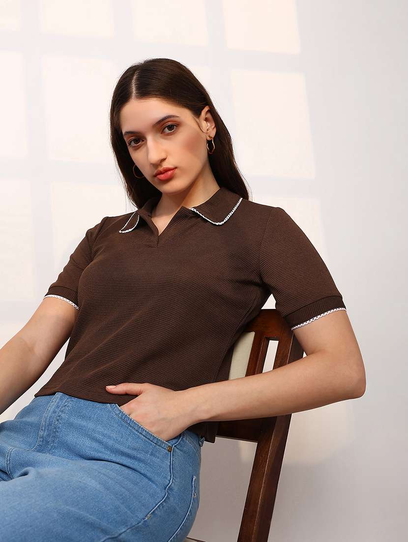 women solid short sleeve collared regular top