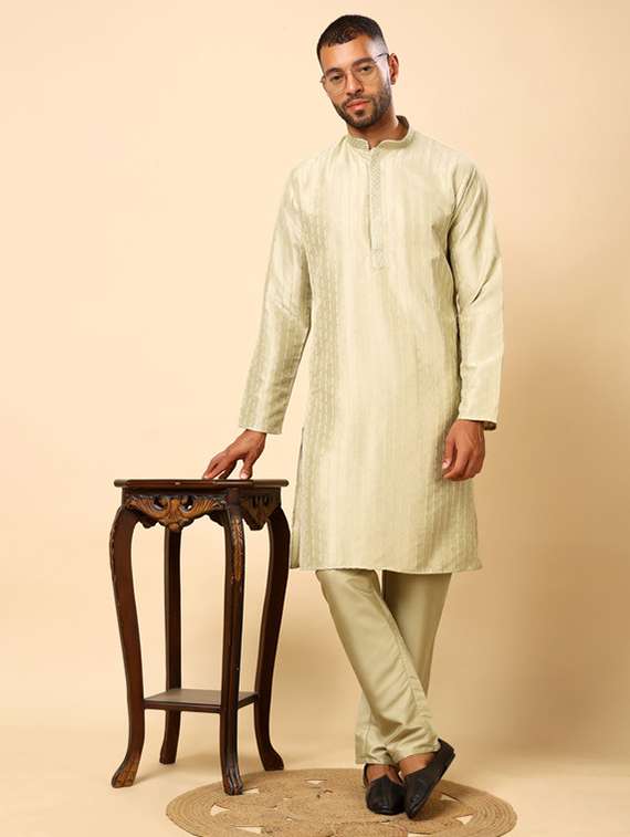 men self design long sleeve kurta with trousers ethnic wear set