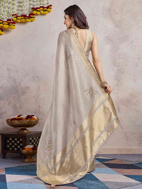 women self design bordered saree with blouse - 22148180 -  Standard Image - 2