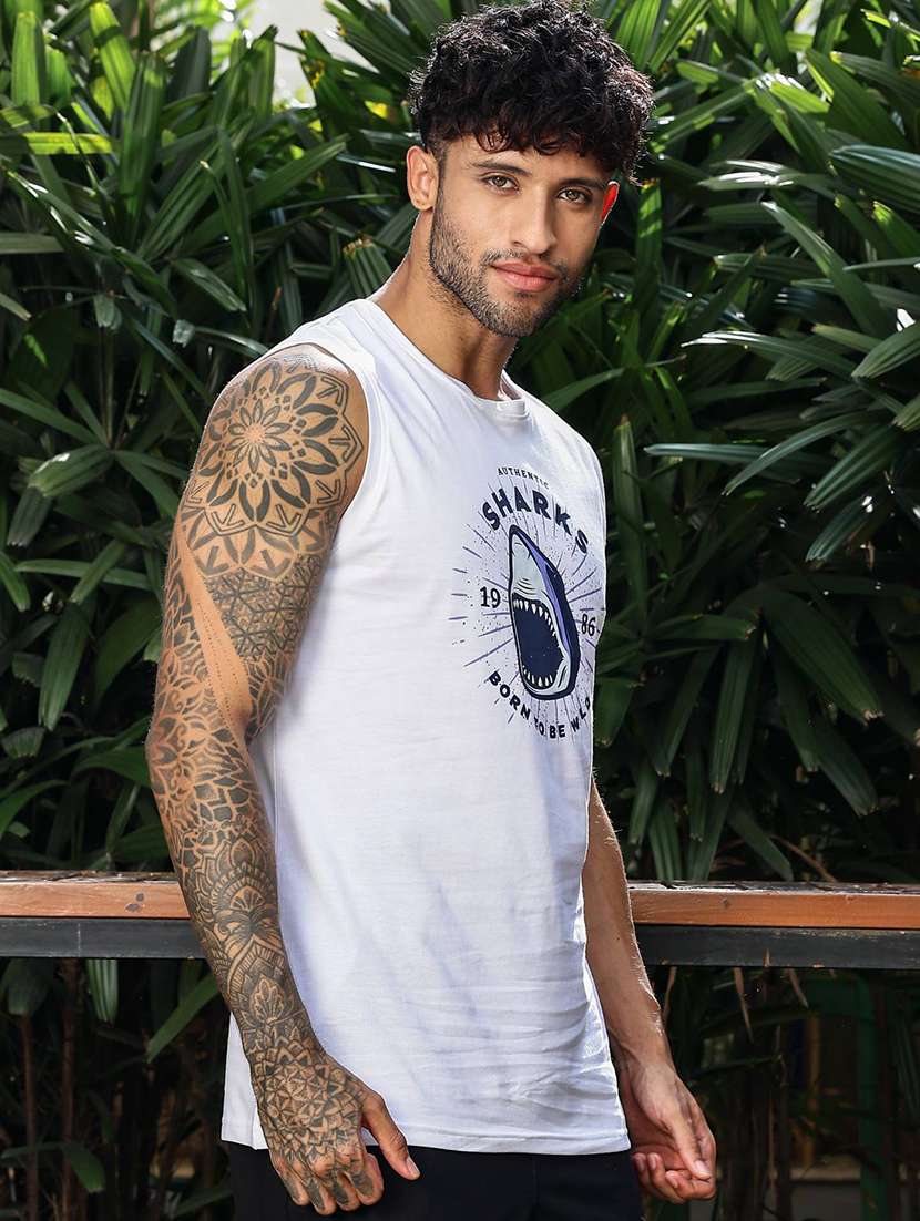 men front print sleveless vest - 22148184 -  Standard Image - 2