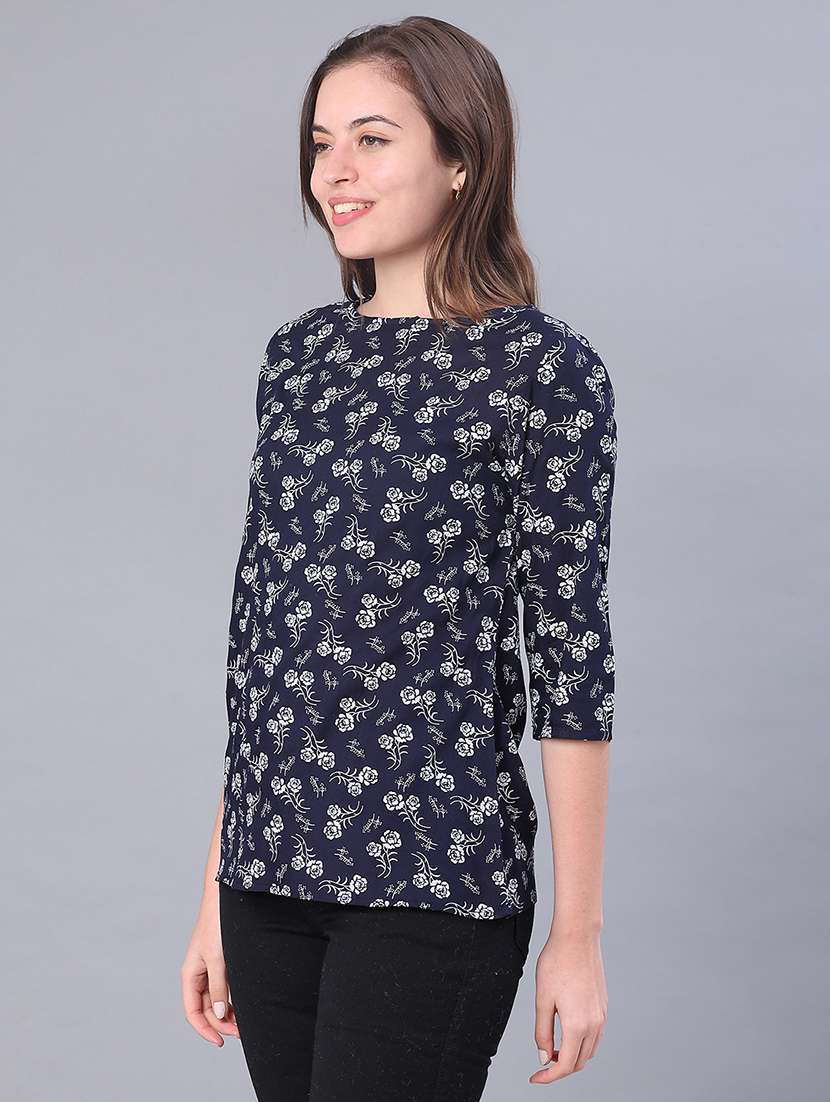 Women Floral Three Quarter Sleeve Straight Kurti - 22155382 -  Standard Image - 2