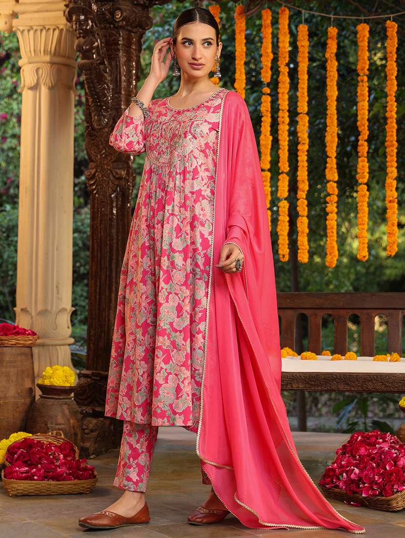 women embroidered three quarter sleeve kurta pant with dupatta set - 22156222 -  Standard Image - 2