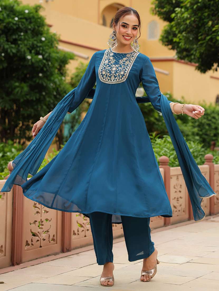 women embroidered three quarter sleeve kurta pant with dupatta set - 22156254 -  Standard Image - 2