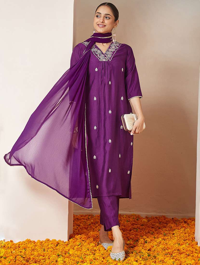 women embroidered three quarter sleeve kurta pant with dupatta set