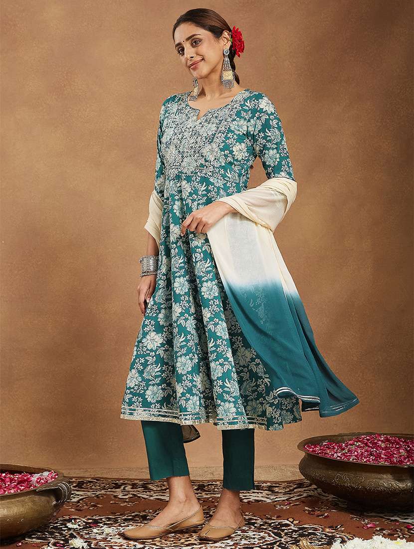 women floral three quarter sleeve kurta pant with dupatta set - 22156279 -  Standard Image - 2