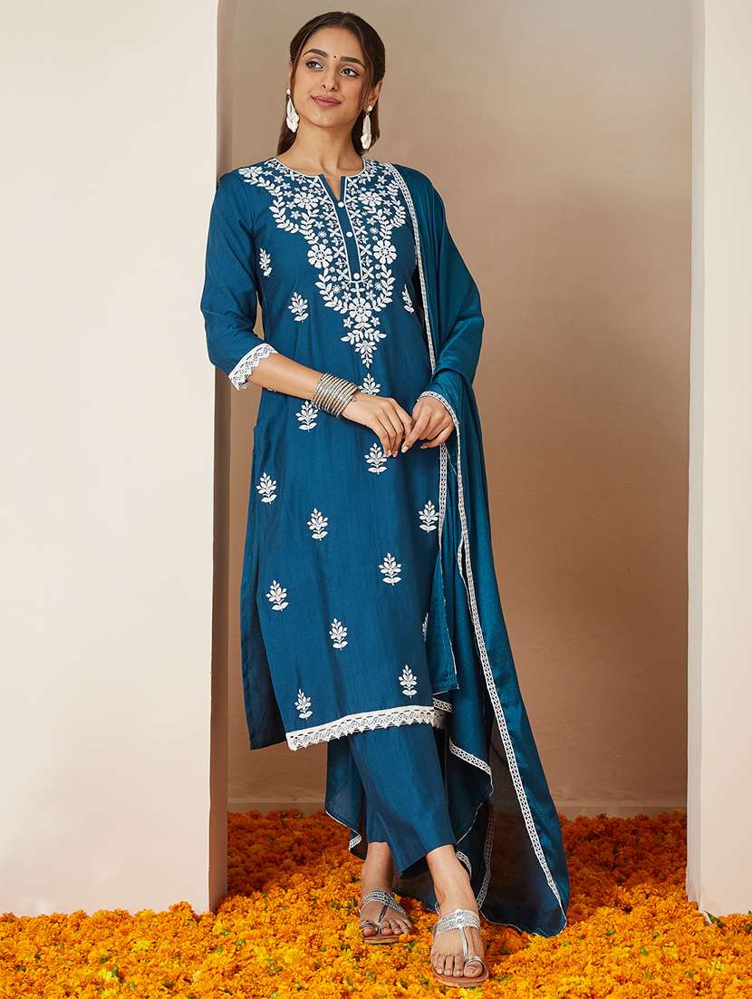 women embroidered three quarter sleeve kurta pant with dupatta set