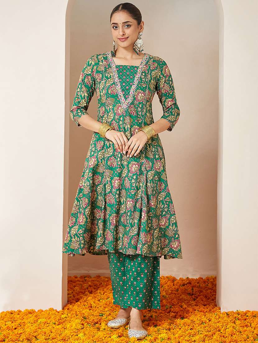 women embroidered three quarter sleeve kurta pant with dupatta set - 22156292 -  Standard Image - 2