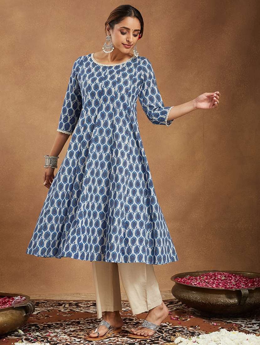 women paisley three quarter sleeve kurta palazzo set - 22156315 -  Standard Image - 2