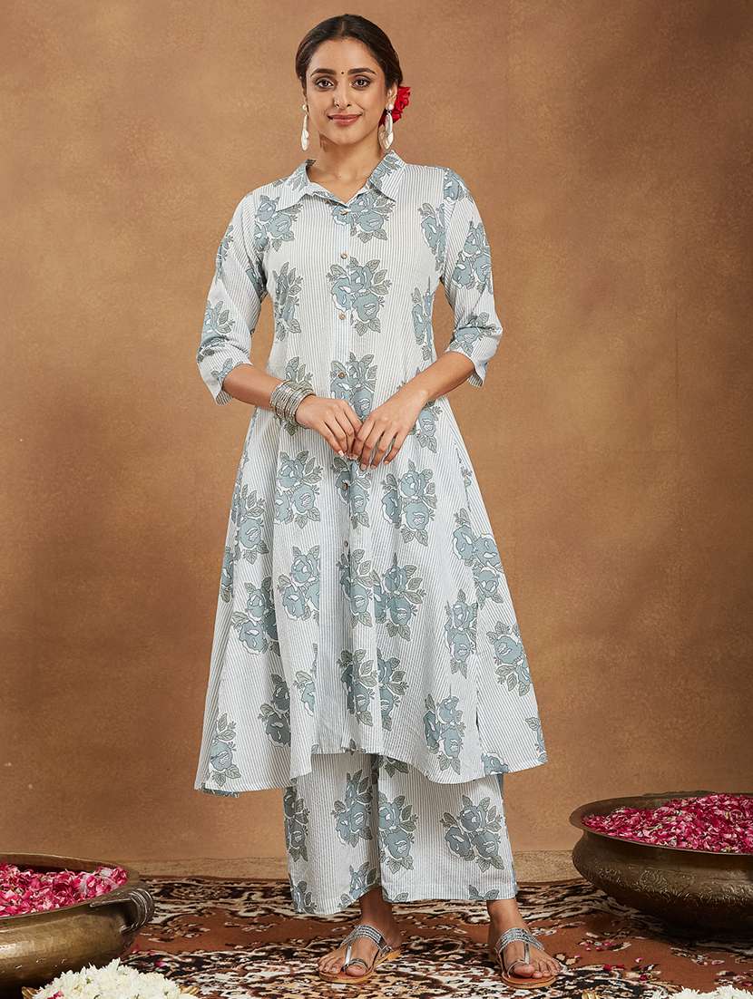 women floral three quarter sleeve kurta pant set - 22156316 -  Standard Image - 2