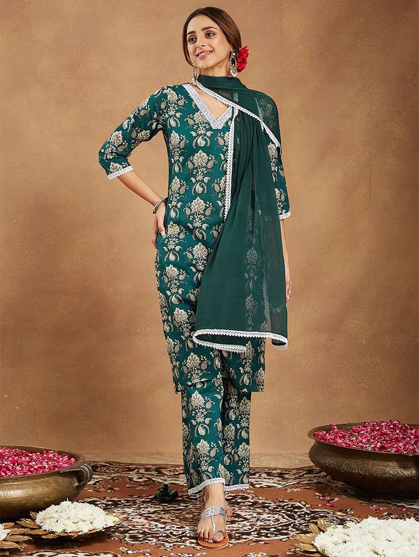 women printed three quarter sleeve kurta pant with dupatta set