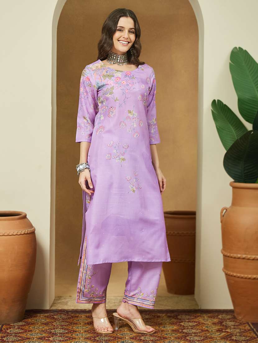 women floral three quarter sleeve kurta pant with dupatta set - 22156329 - Standard Image - 2