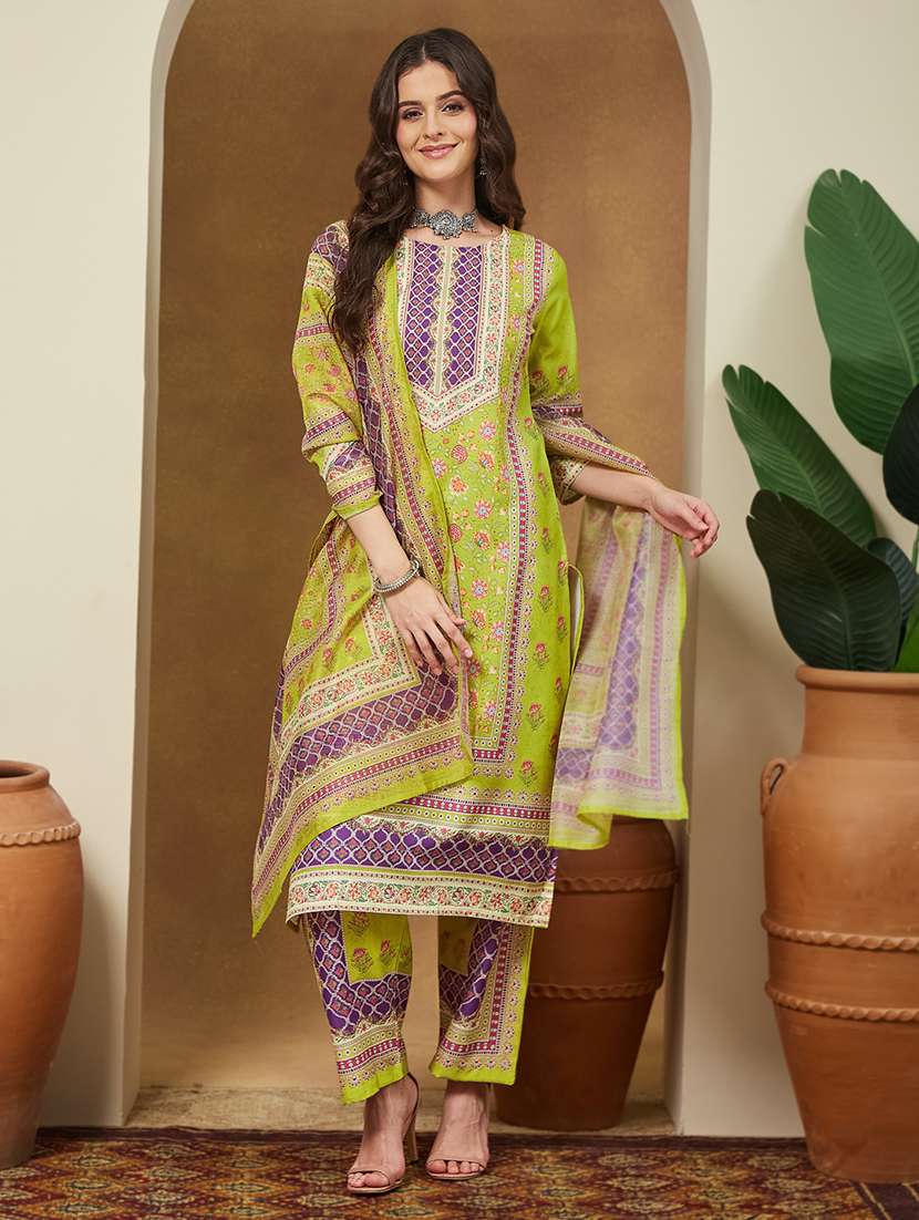 women printed three quarter sleeve kurta pant with dupatta set - 22156341 -  Standard Image - 2
