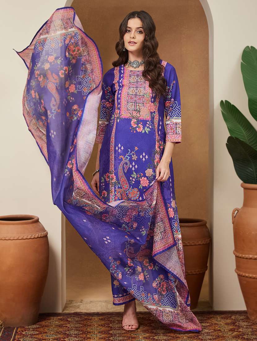 women floral three quarter sleeve kurta pant with dupatta set - 22156342 -  Standard Image - 2