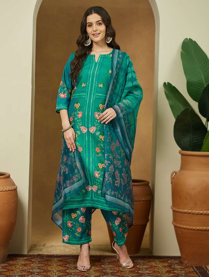 women floral three quarter sleeve kurta pant with dupatta set