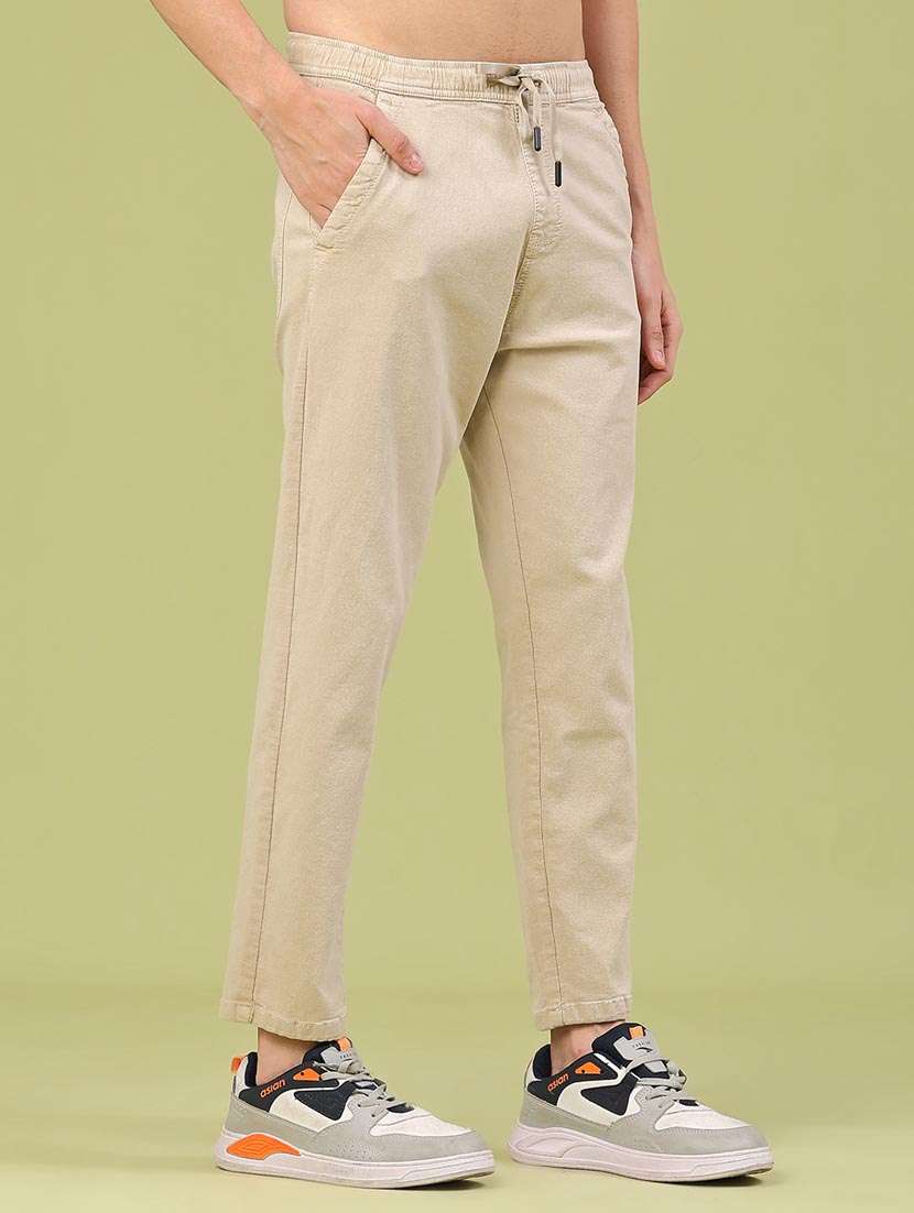 men solid mid rise chinos casual trouser