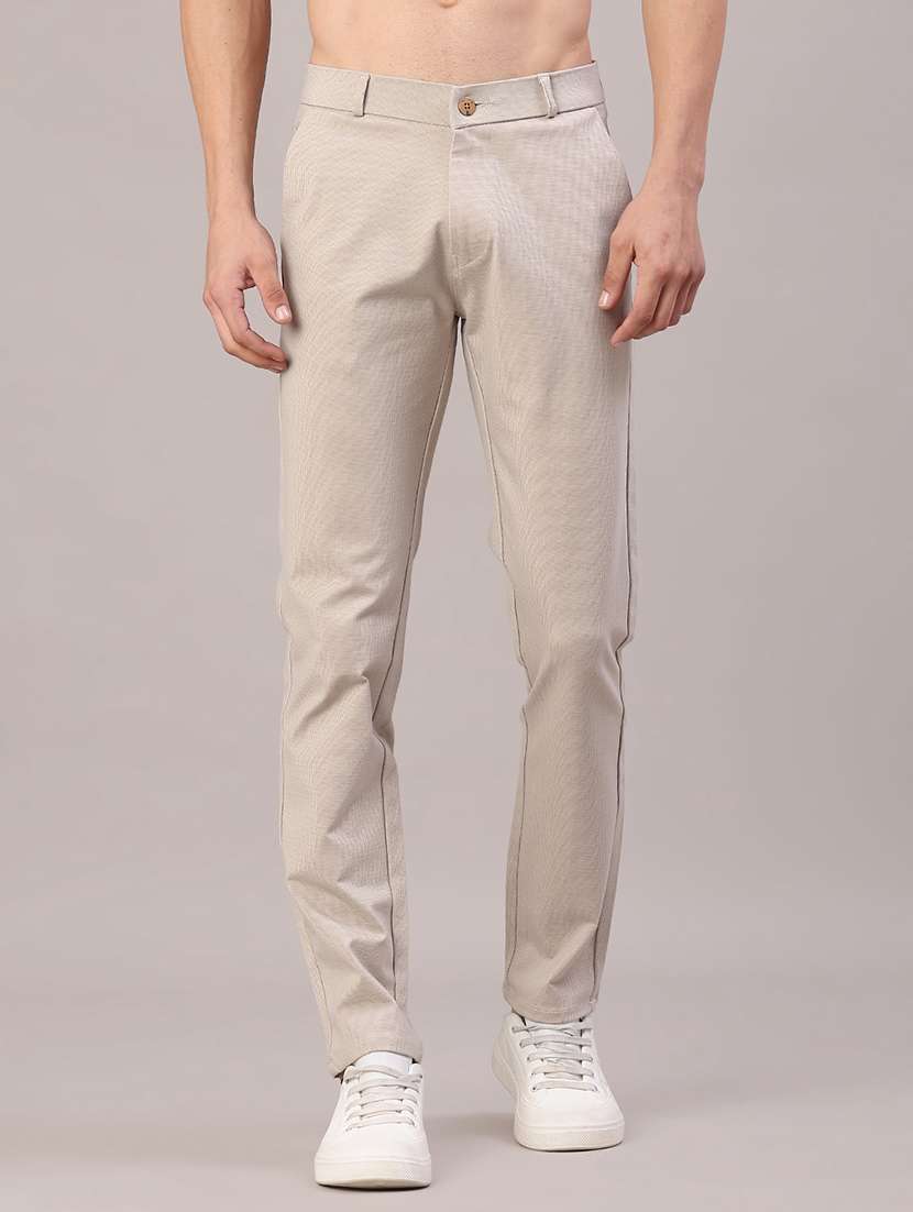 men solid mid rise slim fit chinos 