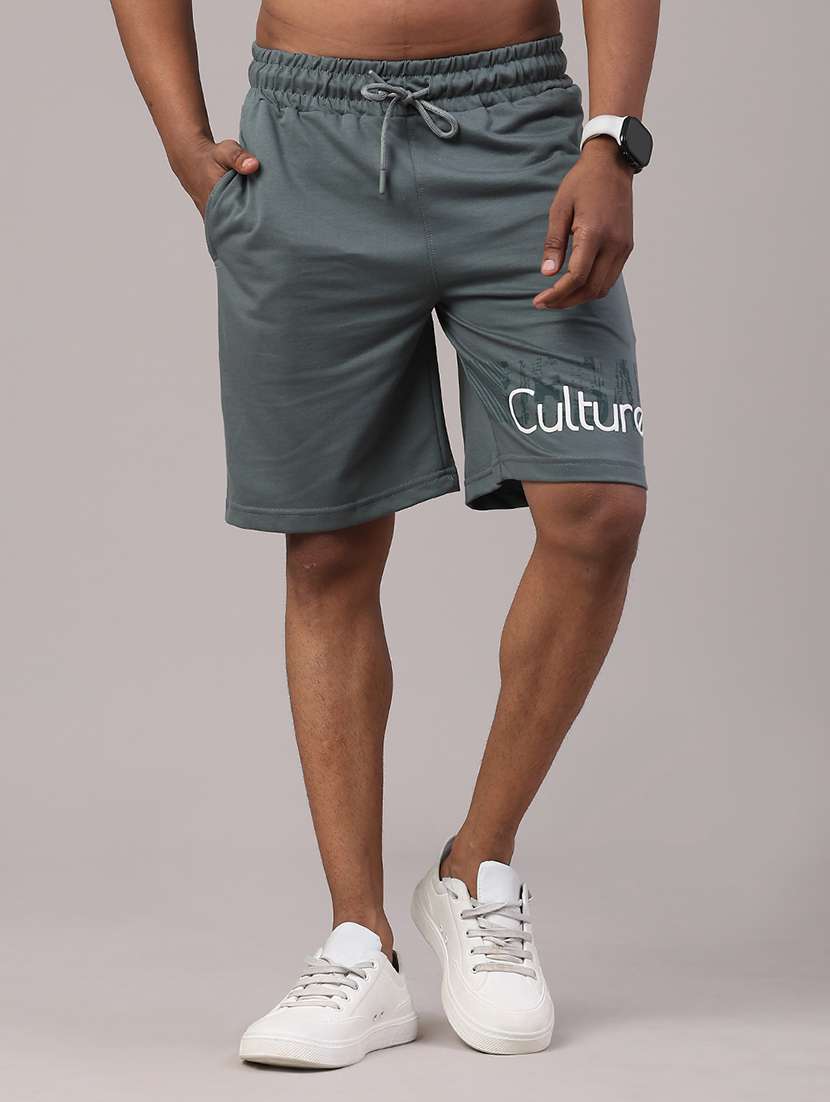 men typographic mid rise regular fit shorts