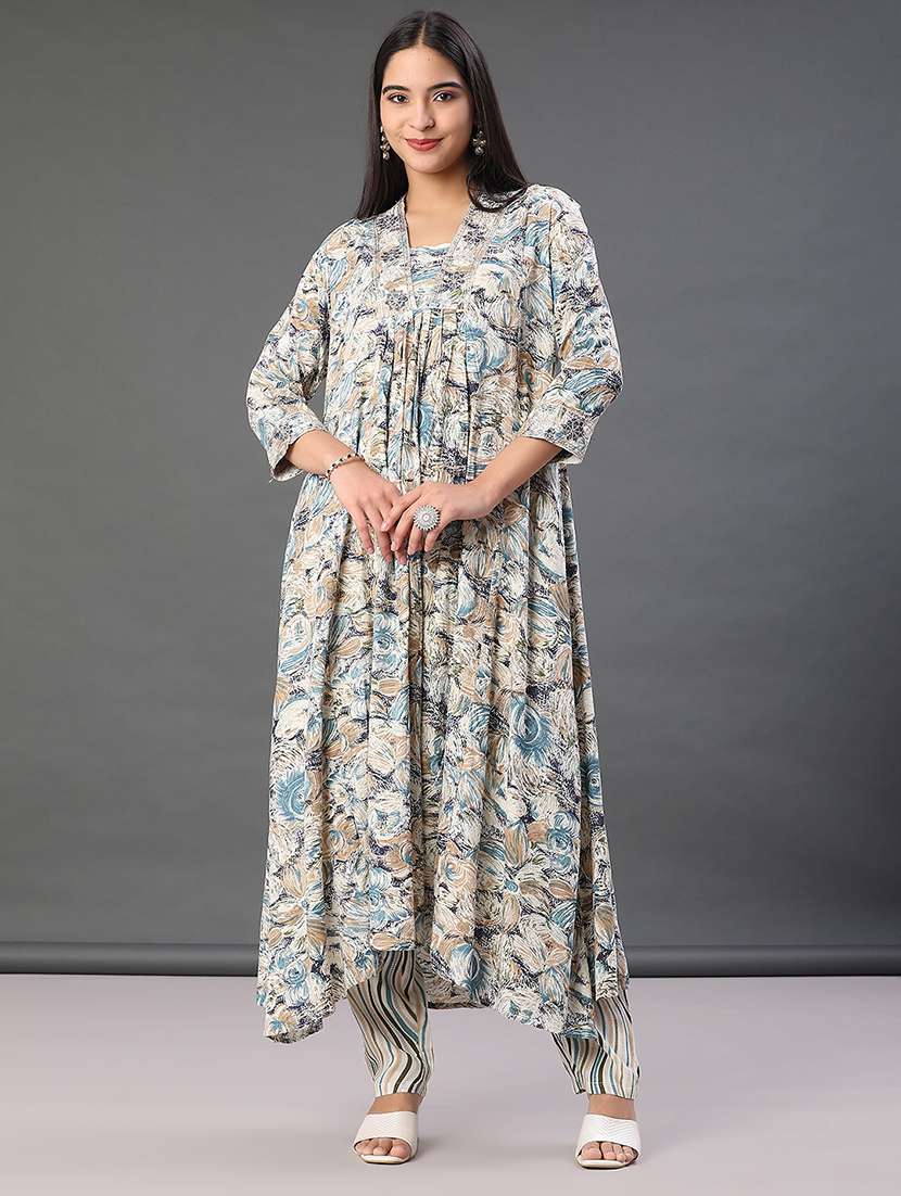 women printed kurta and pant with dupatta set - 22160401 -  Standard Image - 2