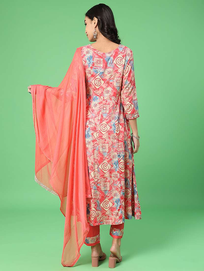 women printed three quarter sleeve kurta pant with dupatta set - 22160855 -  Standard Image - 2