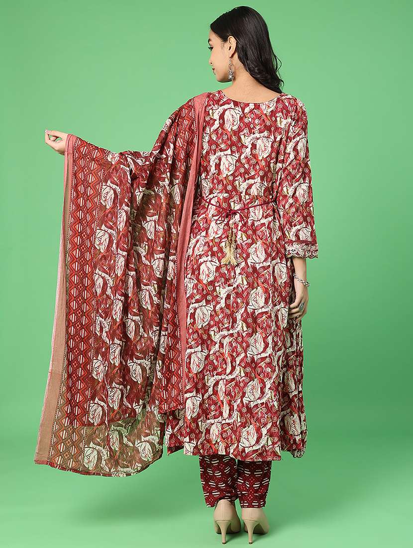 women printed three quarter sleeve kurta pant with dupatta set - 22160876 -  Standard Image - 2