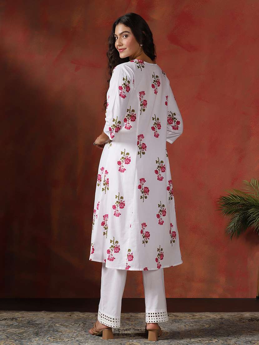 women floral printed three quarter sleeve kurta pant set - 22161033 -  Standard Image - 2