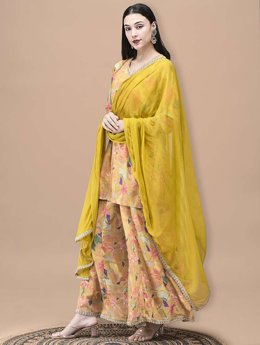 women floral printed three quarter sleeve kurta palazzo with dupatta set - 22161040 -  Standard Image - 2