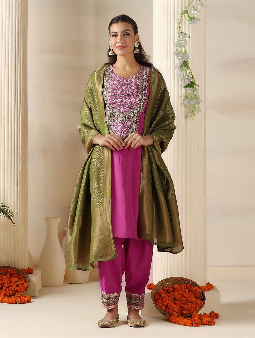 women embroidered three quarter sleeve kurta salwar with dupatta set
