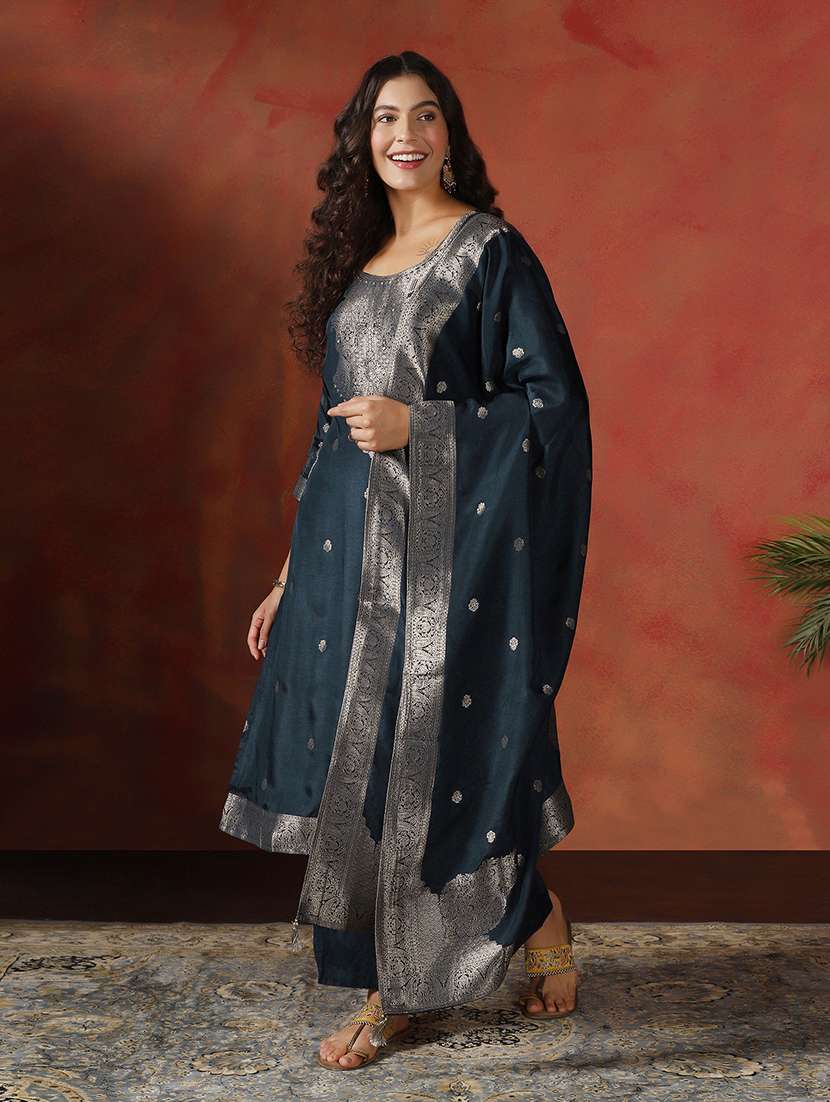 women self design three quarter sleeve kurta pant with dupatta set - 22161091 -  Standard Image - 2