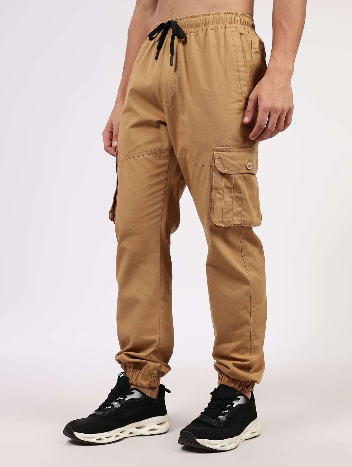 men solid mid rise regular fit cargo jogger - 22162556 -  Standard Image - 2