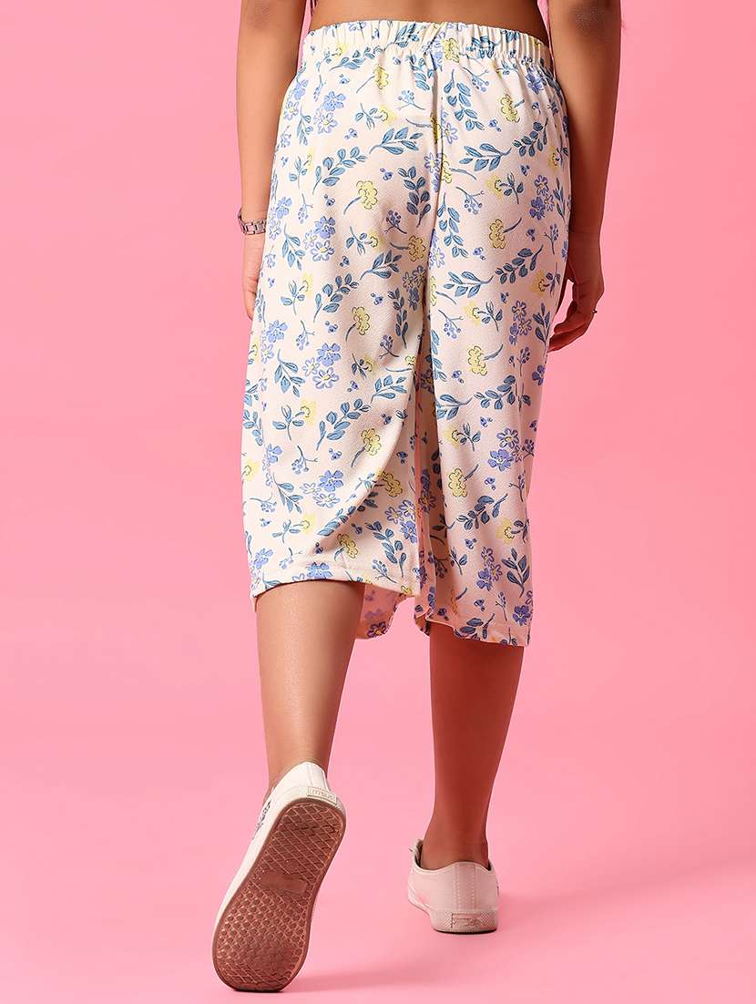 girls floral printed mid rise three-fourth - 22163034 -  Standard Image - 2