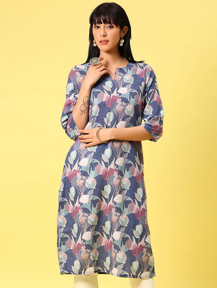 women printed three quarter sleeve straight kurta
