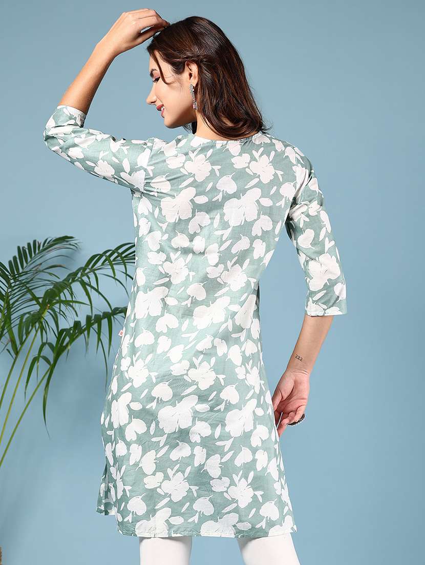 women floral printed three quarter sleeve straight kurta - 22164351 -  Standard Image - 2