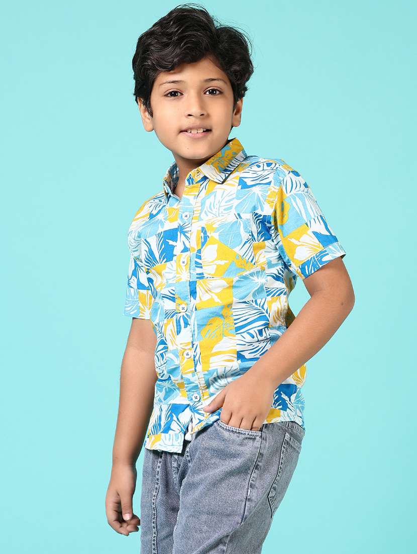 boys printed short sleeve collared shirt - 22164653 -  Standard Image - 2