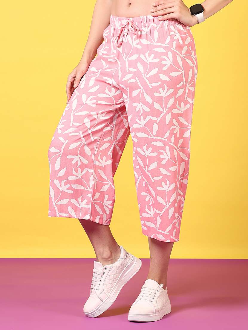 women printed mid rise relaxed fit capri - 22165292 -  Standard Image - 2
