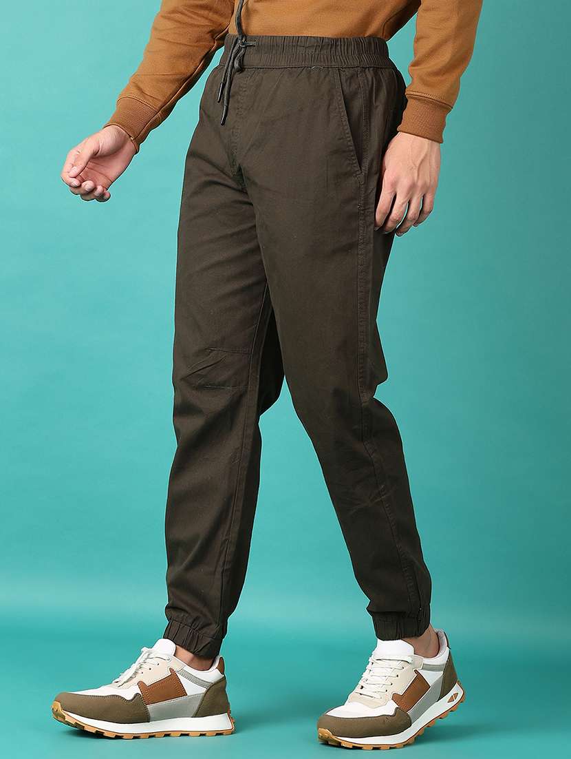 men solid mid rise regular fit jogger - 22166200 -  Standard Image - 2