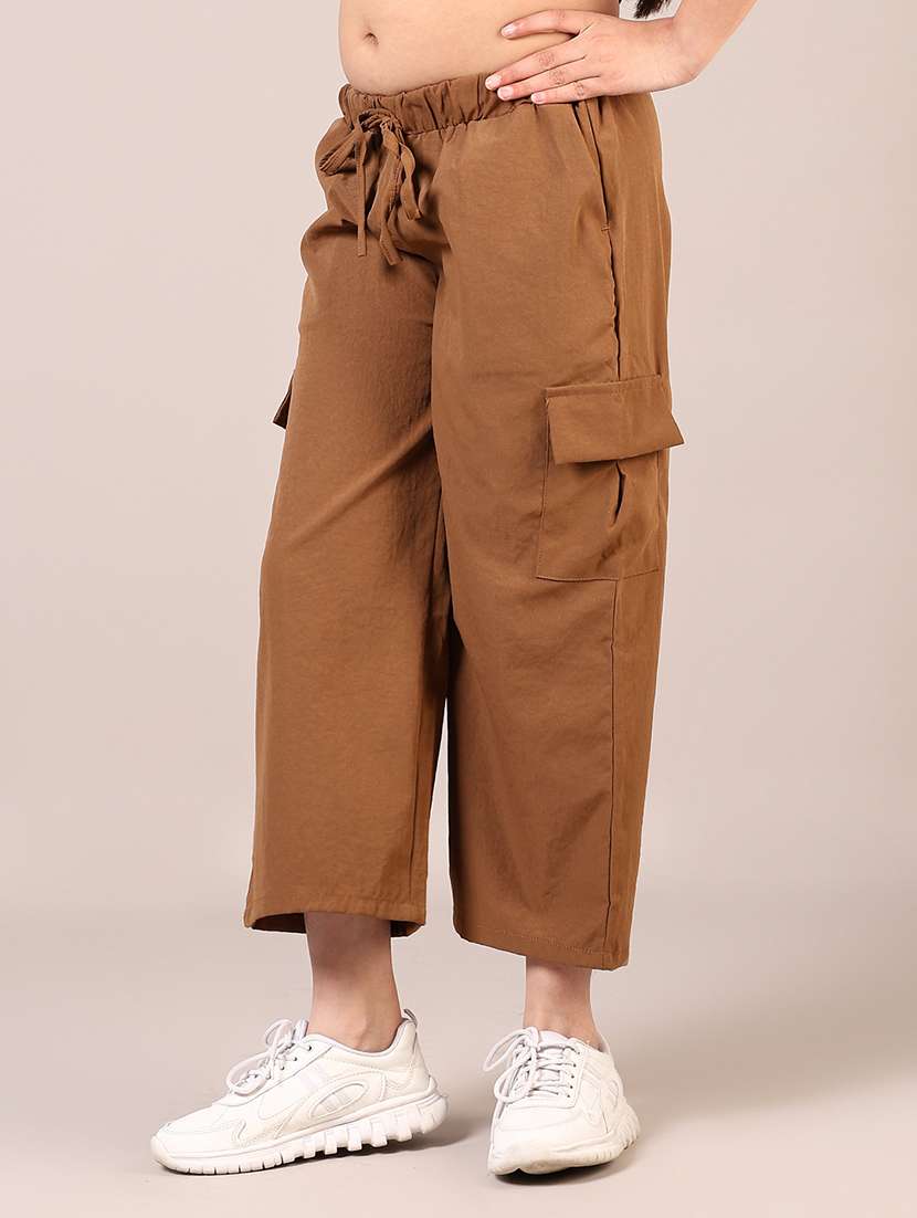 girls solid mid rise relaxed fit cargo - 22167002 -  Standard Image - 2