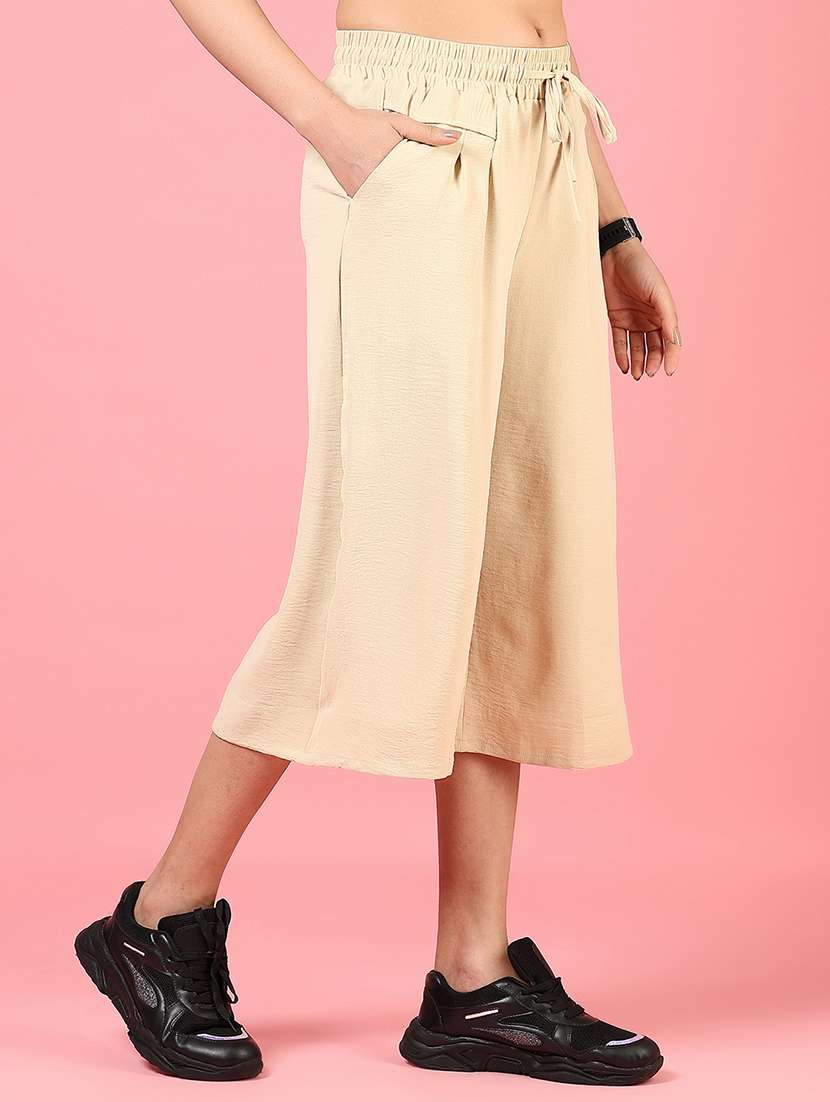women solid mid rise relaxed fit capri - 22167721 -  Standard Image - 2
