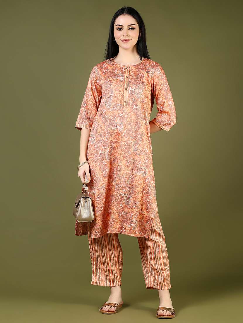 women three quarter sleeve kurta and pant set