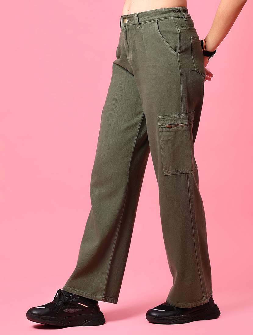 men solid mid rise regular fit cargo - 22169117 -  Standard Image - 2