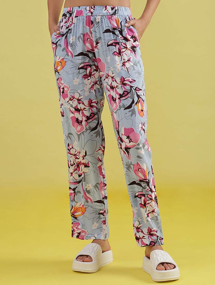 blue rayon  pajama - 22170372 -  Standard Image - 2