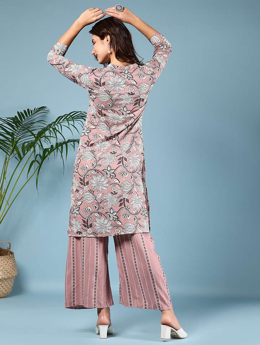 women floral three quarter sleeve kurta palazzo set - 22170903 -  Standard Image - 2