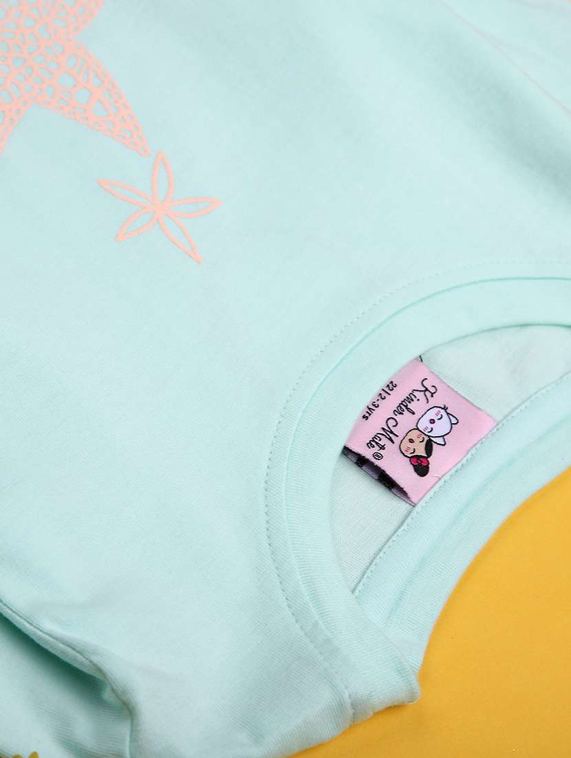 tees printed exclusive for kids - 22171265 -  Standard Image - 2