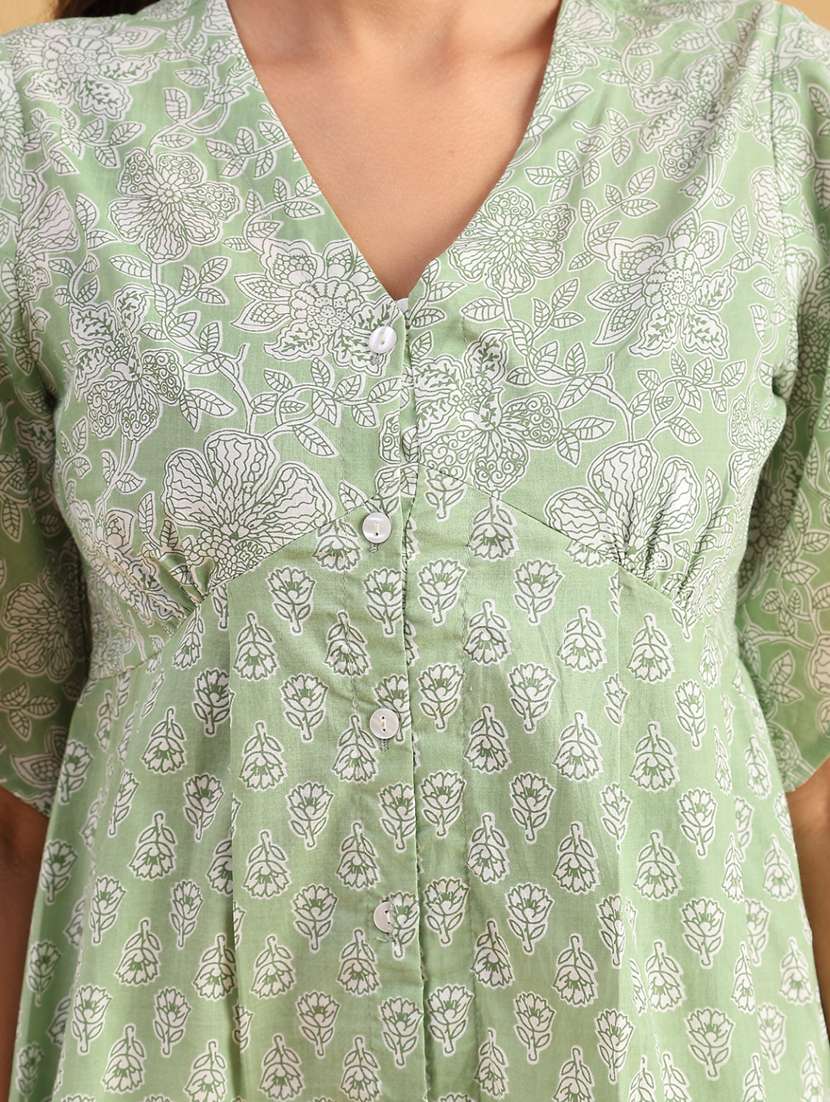women floral print v neck top - 22171387 -  Standard Image - 2